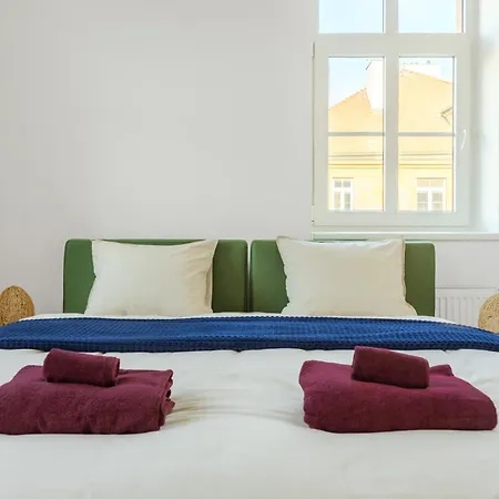 Wenceslas Square 3br Quite & Stylish